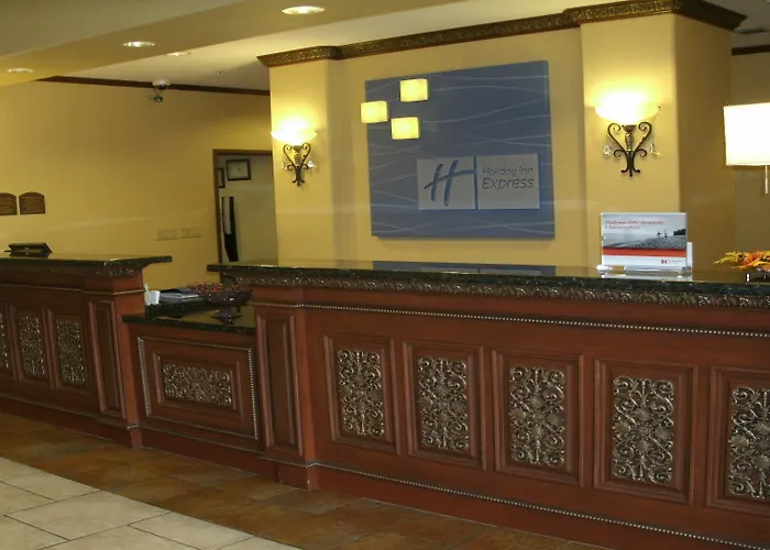 Hotel Express Worth Nw Loop 820 By Ihg 3*