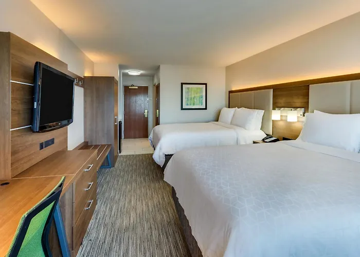 Express Worth Nw Loop 820 By Ihg Fort Worth