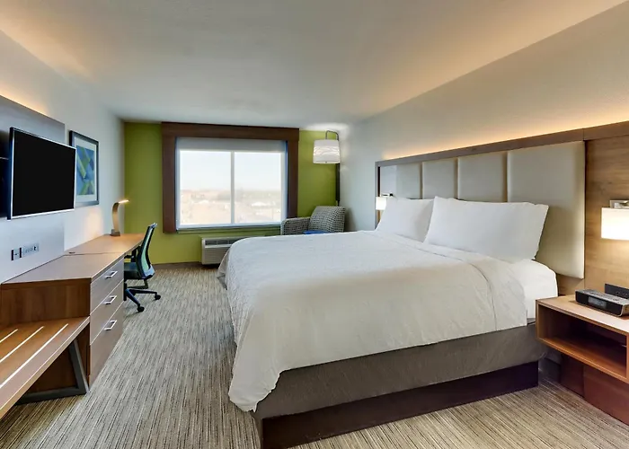 Hotel Express Worth Nw Loop 820 By Ihg 3*