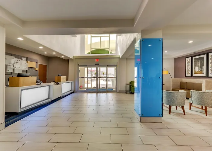 Hotel Express Worth Nw Loop 820 By Ihg 3*