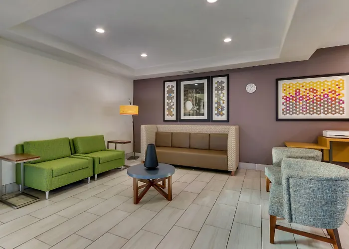 Hotel Express Worth Nw Loop 820 By Ihg 3*