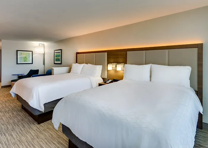 Hotel Express Worth Nw Loop 820 By Ihg 3*