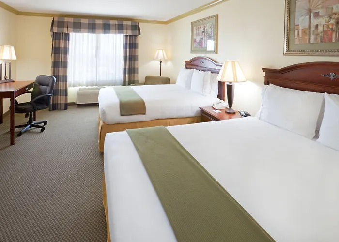 Express Worth Nw Loop 820 By Ihg Hotel